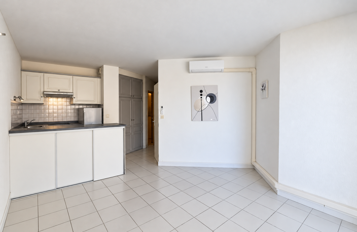 2 PIECES CABINE A LA CORICHE VUE MER — photo 3