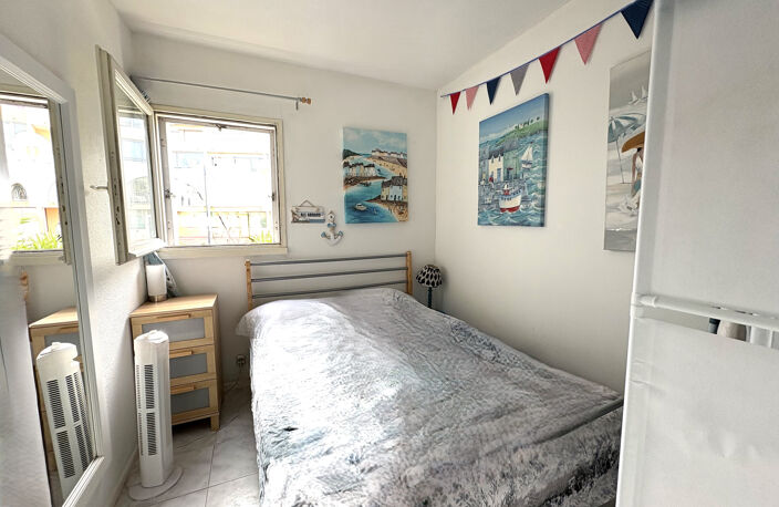 Appartement T2   cabine  SH 30 M2  loggia — photo 5