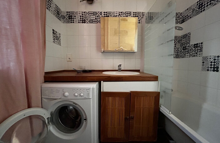 Appartement Type 2 - BORDEAUX SAINT PIERRE — photo 5