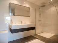 --DERNIER T2 DERNIER ETAGE COEUR D'AUBAGNE DANS RESIDENCE DE PRESTIGE  — photo 3