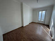 A LOUER BUREAUX 30 M RUE D'ANTIBES — photo 4