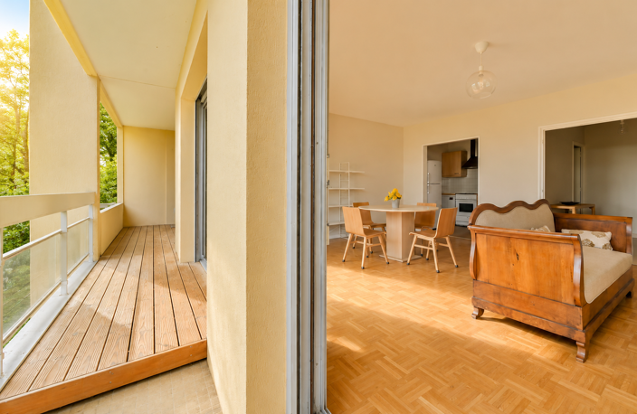 T3 lumineux avec terrasse donnant sur parc verdoyant — photo 4