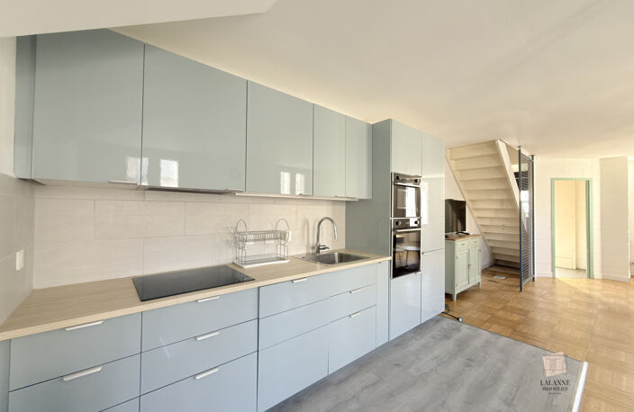 BELLE MAISON T3BIS AVEC GARAGE- BORDEAUX CENTRE — photo 2