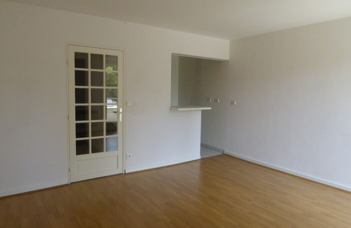 Beau type 2 avec garage — photo 3