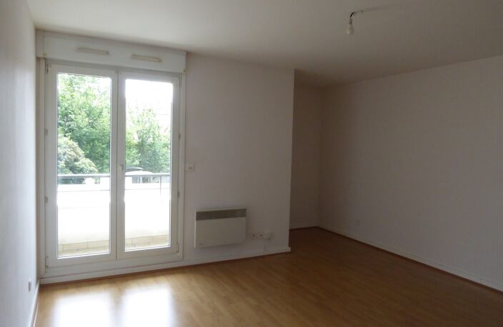 Beau type 2 avec garage — photo 4