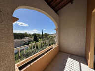T1 - DUPLEX - PARKING — photo 2