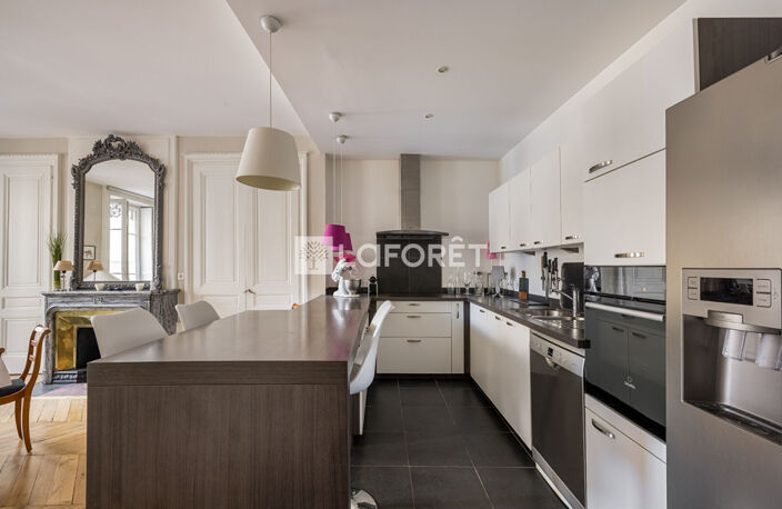 Bel appartement bourgeois de 170 m2 au coeur d'Ainay — photo 4