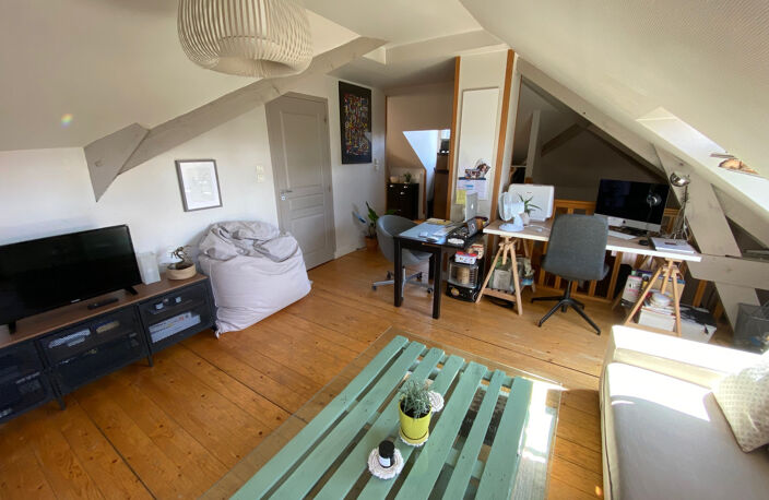 APPARTEMENT 2 PIECES HYPER CENTRE DE TOURS (37000) — photo 4