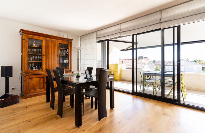 Appartement T4 Côte Pavée : Raymond Naves — photo 2