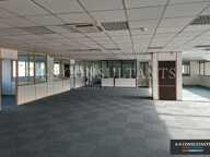 COMMERCE/ENTREPÔT/BUREAUX à louer — photo 2