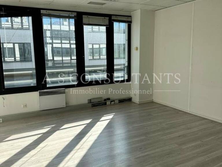 BUREAUX à louer — photo 1