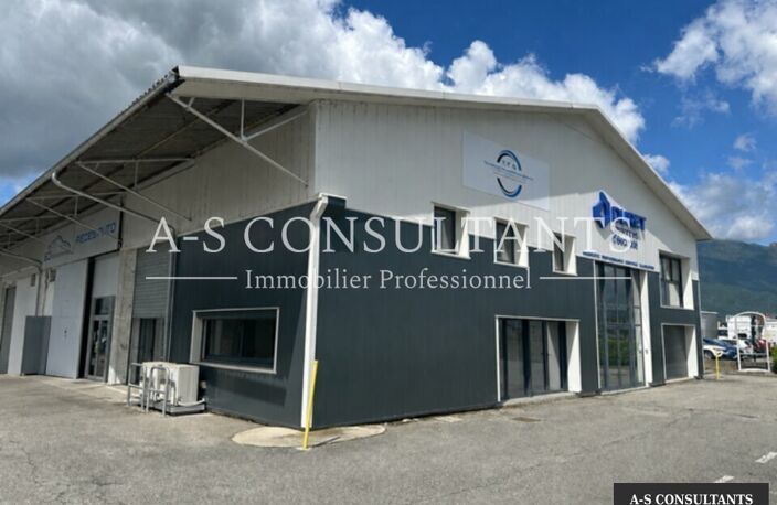 LOCAL COMMERCIAL à louer — photo 2