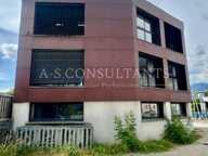 BUREAUX / LOCAUX PRO à louer — photo 2