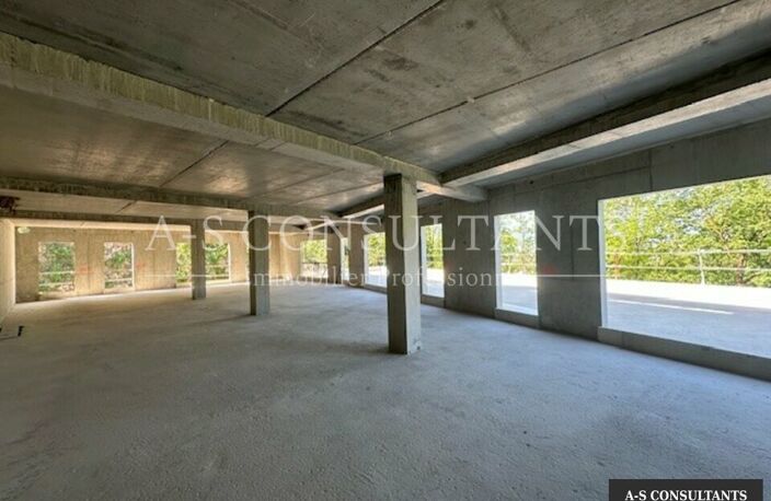 BUREAUX - LOCAUX PRO à louer — photo 3