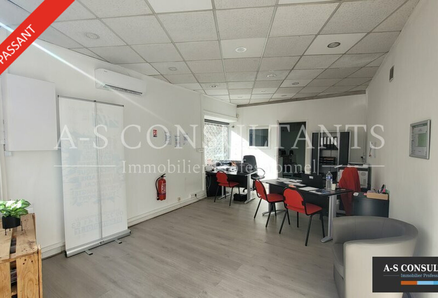 LOCAL COMMERCIAL à vendre — photo 1