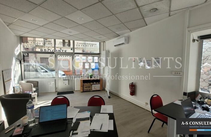LOCAL COMMERCIAL à vendre — photo 3