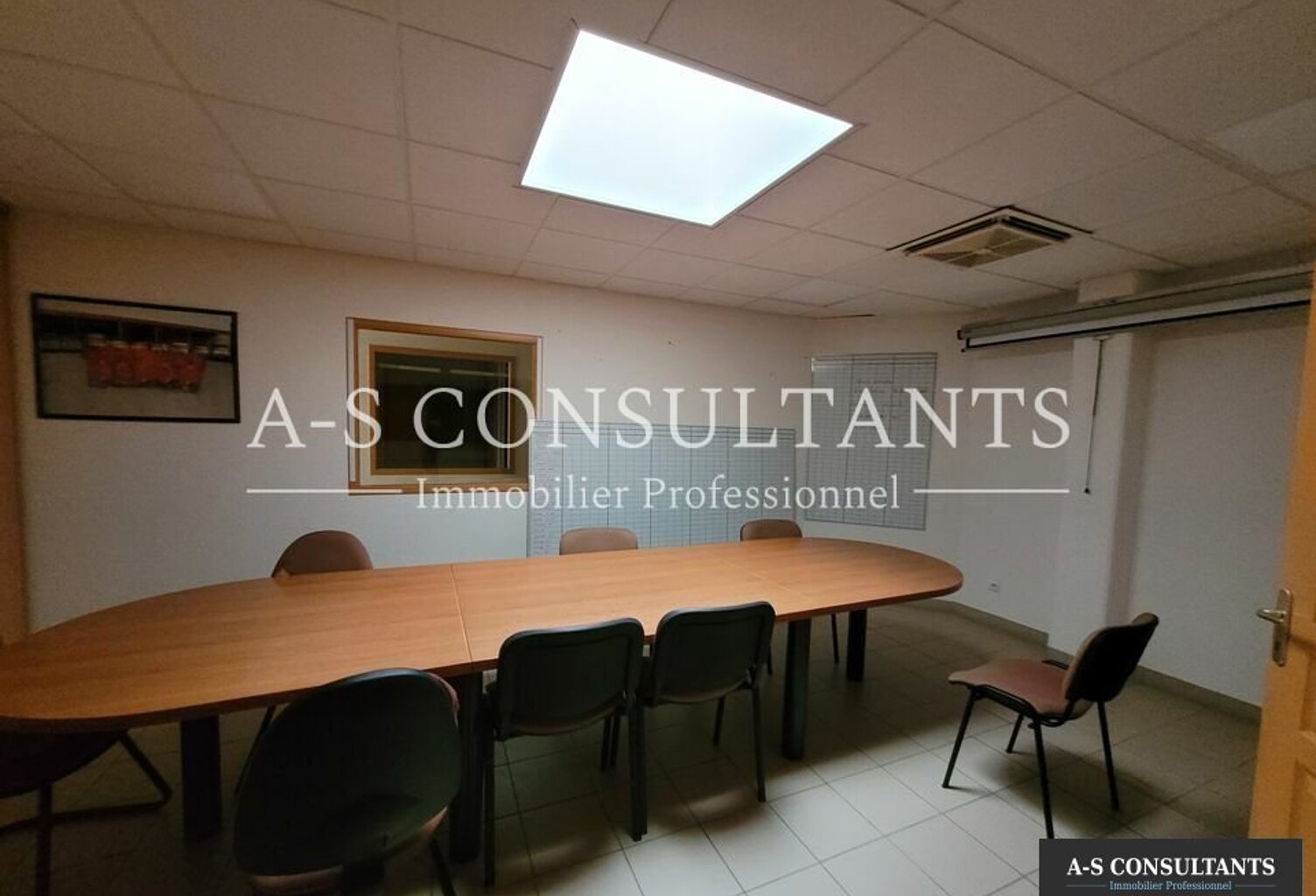 BUREAUX à vendre — photo 1