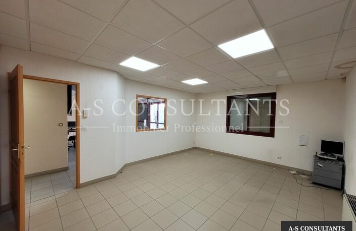 BUREAUX à vendre — photo 4