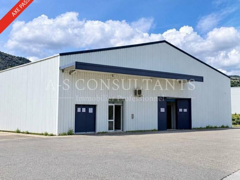 ENTREPÔT/LOCAL COMMERCIAL à louer — photo 1