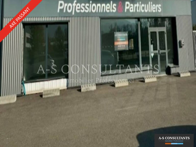 LOCAL COMMERCIAL à louer — photo 1