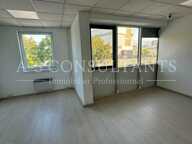 BUREAUX à louer — photo 3