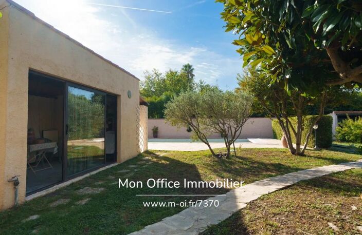 Référence : 7370-MCO - Maison 5 pièces terrain 1089 m² avec dépendance et piscine au calme absolu — photo 2