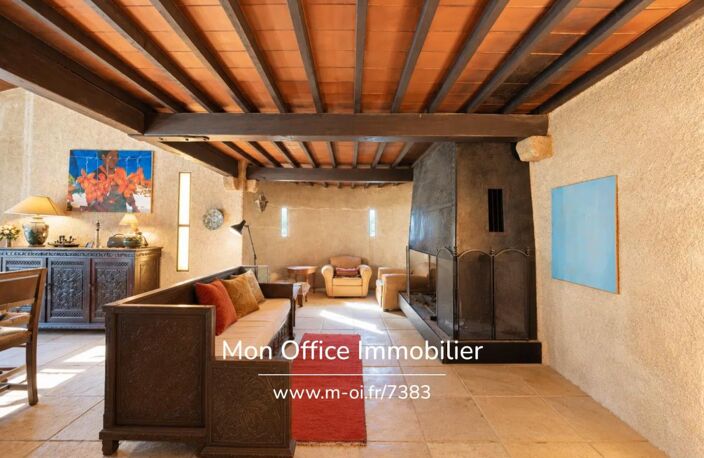 Référence : 7383-ABO - Villa de 5 chambres, terrain piscinable dans un environnement calme et privilégié à Eguilles — photo 3