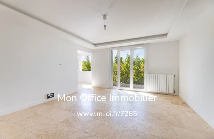 Référence : 7285-NAM. - Appartement 4 pièces lumineux balcon cave et parking — photo 4