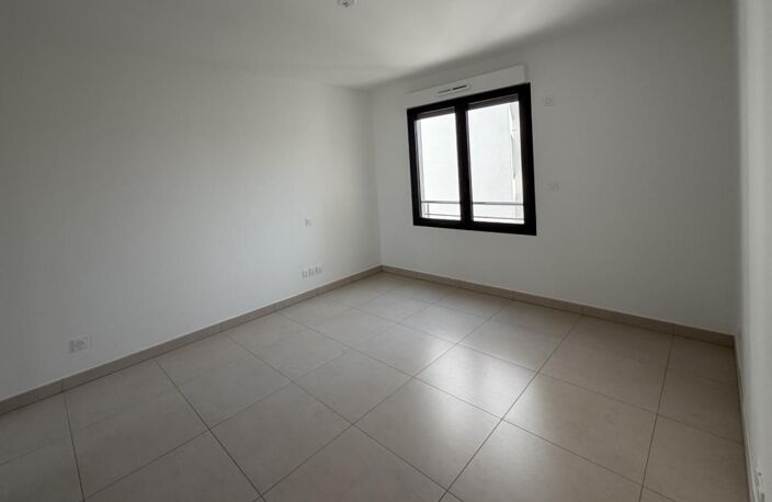 F2 RESIDENCE LES JARDINS DE LA GRAVONA BT D AJACCIO — photo 4
