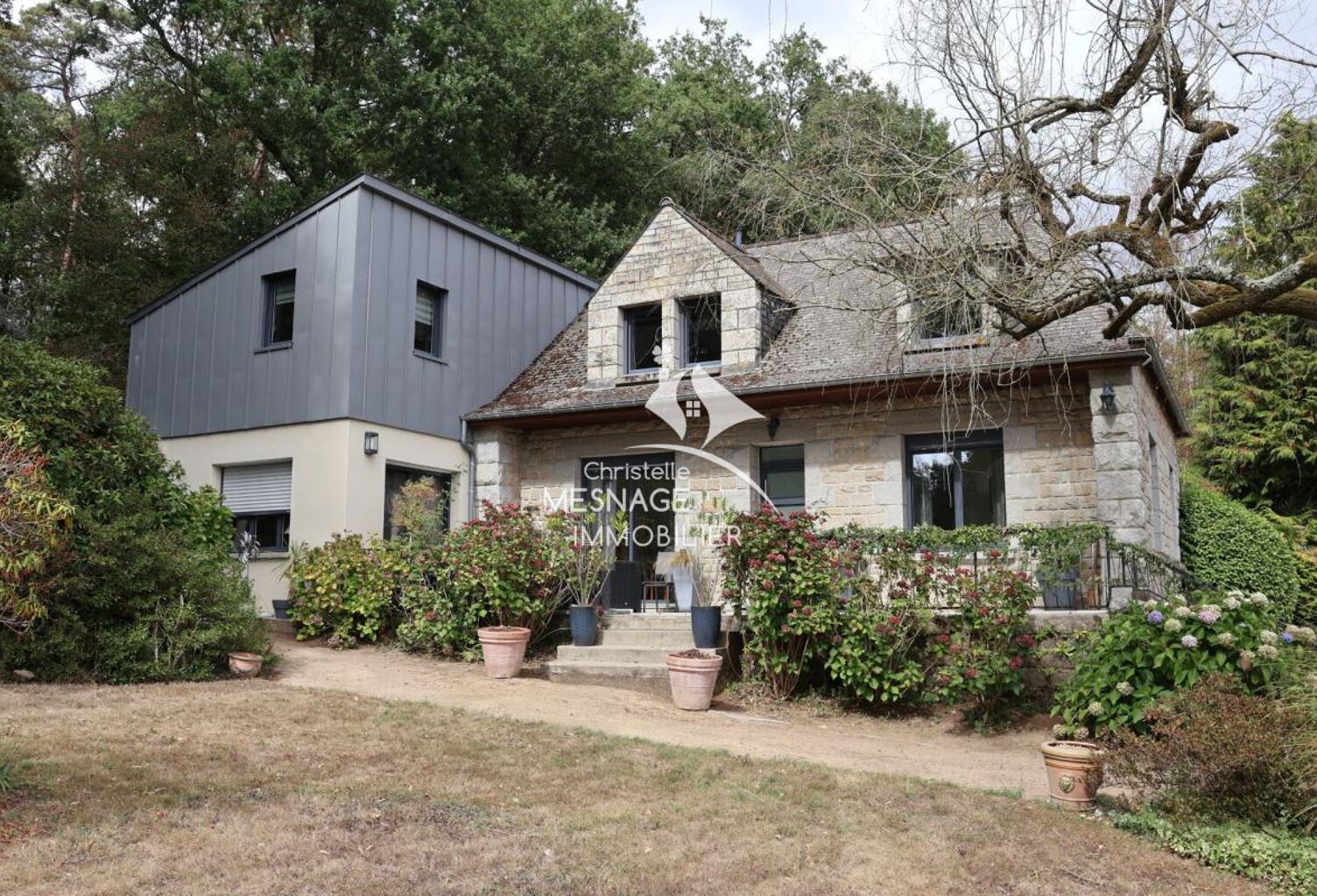 À vendre chez Christelle Mesnage Immobilier, Proche de DINAN — photo 1