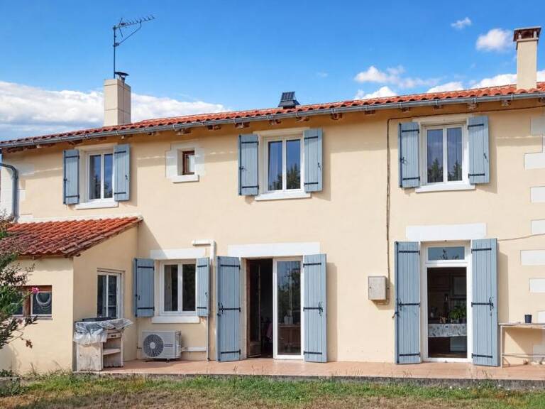 Maison À Vendre — photo 1