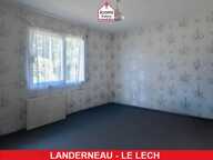FINISTERE - Landerneau (29800) - A VENDRE - MAISON DE 134M² - 5 CHAMBRES -  SOUS-SOL COMPLET - GARAGE - JARDIN CLOS DE 1100 M² - DPE C — photo 4