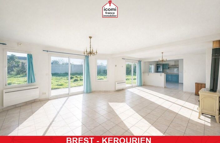 FINISTERE - Brest (29200) - A VENDRE - MAISON 121 M2 HABITABLE - 205M2 UTILE - 3 CHAMBRES -  BUANDERIE ET GRENIER AMENAGEABLES - 1200M2 DE TERRAIN — photo 5