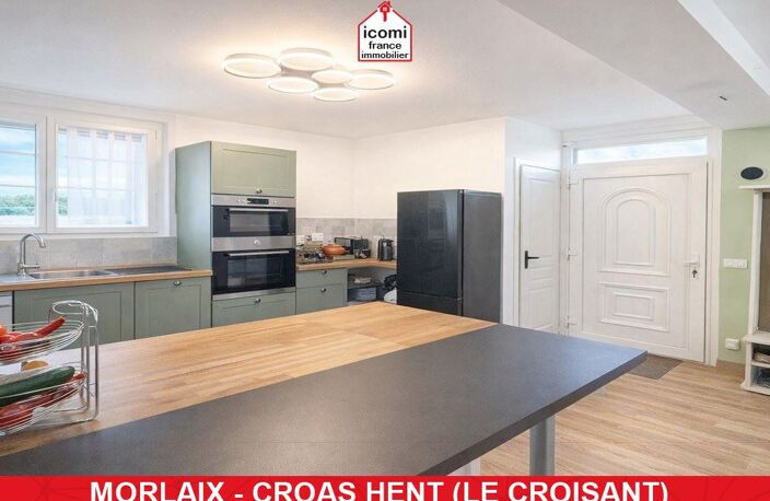 FINISTERE - Morlaix (29600) - A VENDRE - MAISON 90M2 HABITABLE - 149 M2 SURFACE UTILE - 4 CHAMBRES - GRAND GARAGE - SOUS-SOL EXPLOITABLE - 1100 M2 DE TERRAIN CLOTURE- EXCELLENTE ISOLATION - — photo 3