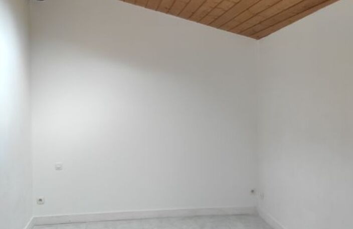 T2 — photo 3
