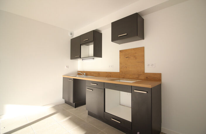 BEAUZELLE / BLAGNAC  T3 récent de 65 m2 avec terrasse et par — photo 4