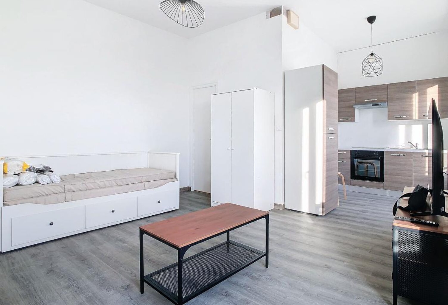 Appartement À Louer — photo 1