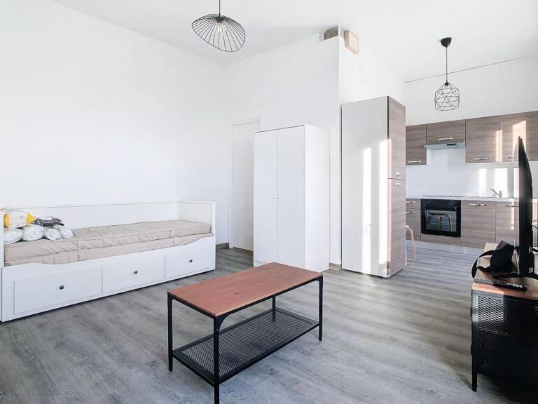 Appartement À Louer — photo 1