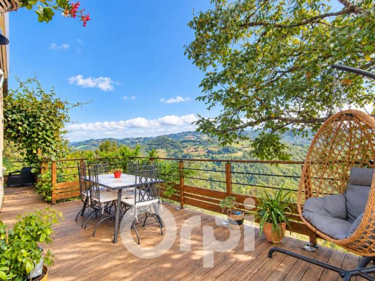 GOLINHAC – Charmante maison mitoyenne en pierre avec vue panoramique, grangette, étang avec source et plus de 7 000 m² de terrain attenant — photo 1