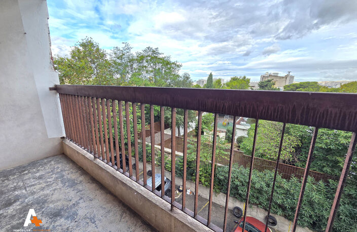 Vente Marseille 13003/ Belle De Mai - Impasse Solférino / Type 1 avec Balcon — photo 3