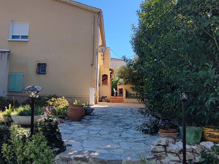 BAS DE VILLA T4 — photo 1