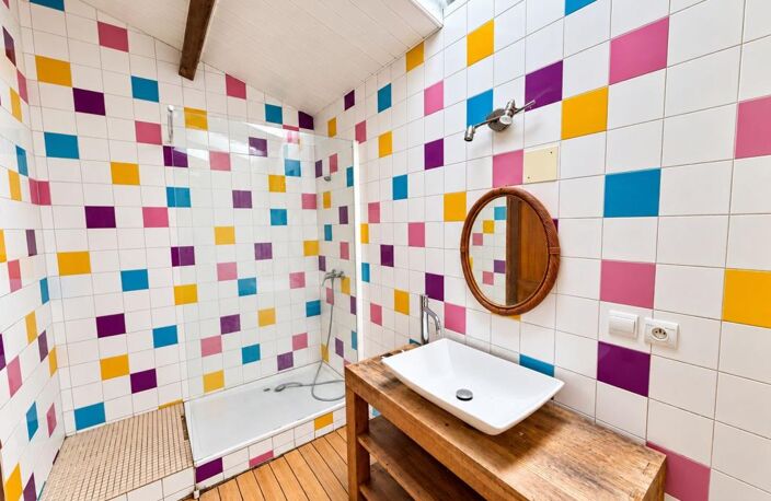 SAINT-ROGATIEN – MAISON DE VILLE DE 145 M² AU CHARME DE L’ANCIEN — photo 4