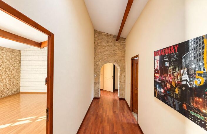 SAINT-ROGATIEN – MAISON DE VILLE DE 145 M² AU CHARME DE L’ANCIEN — photo 5