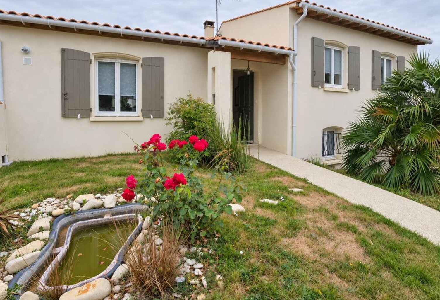 Maison À Vendre — photo 1