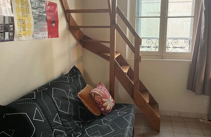 Joli T1 bis meublé - à louer — photo 4