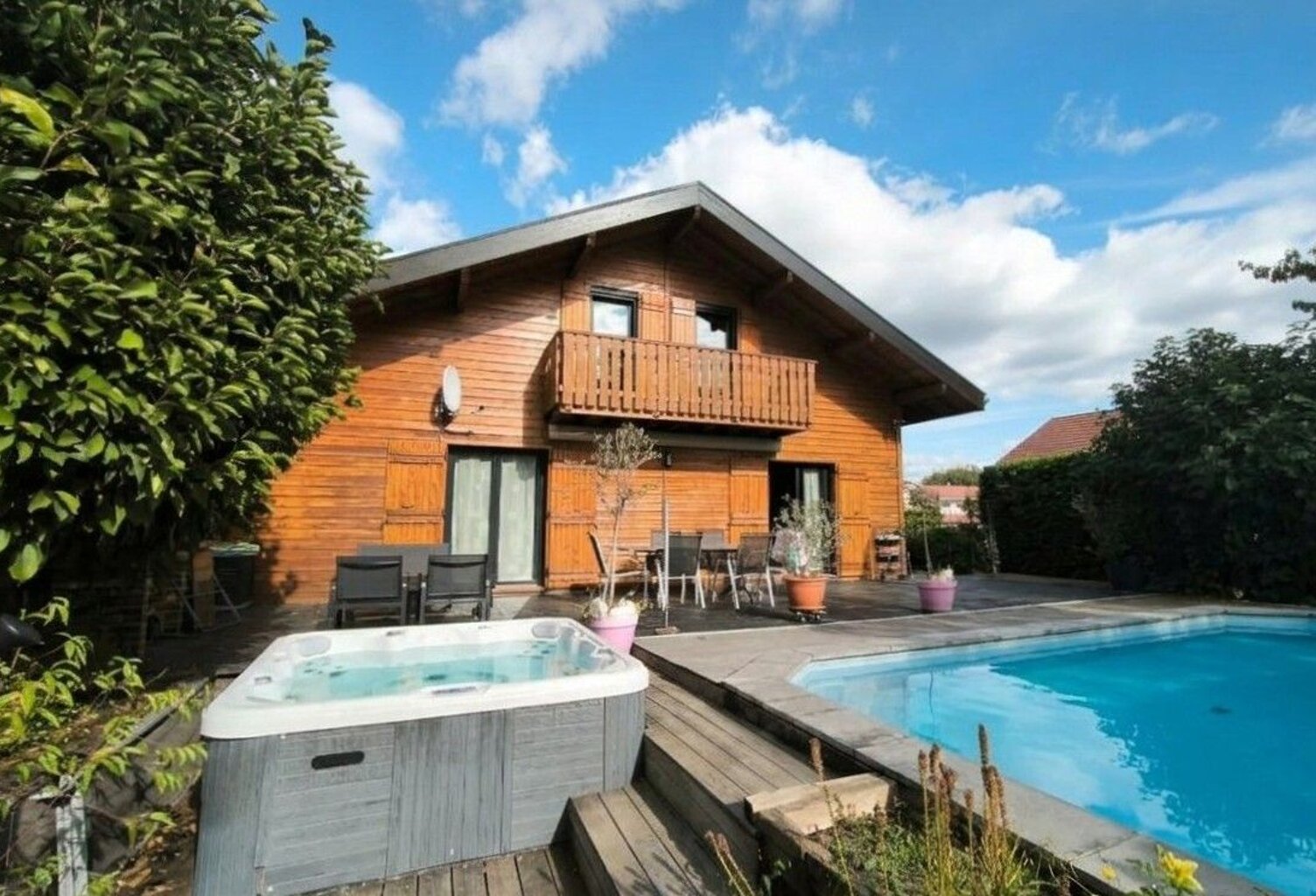 CHALET à vendre — photo 1