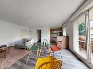 T2 A VENDRE AVEC TERRASSE ET PLACE DE PARKING — photo 2