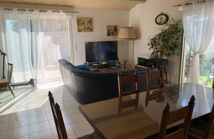 SAINT-GEORGES-D’OLÉRON – Maison 73 m² deux chambres, garage et jardin - proche commerces — photo 4