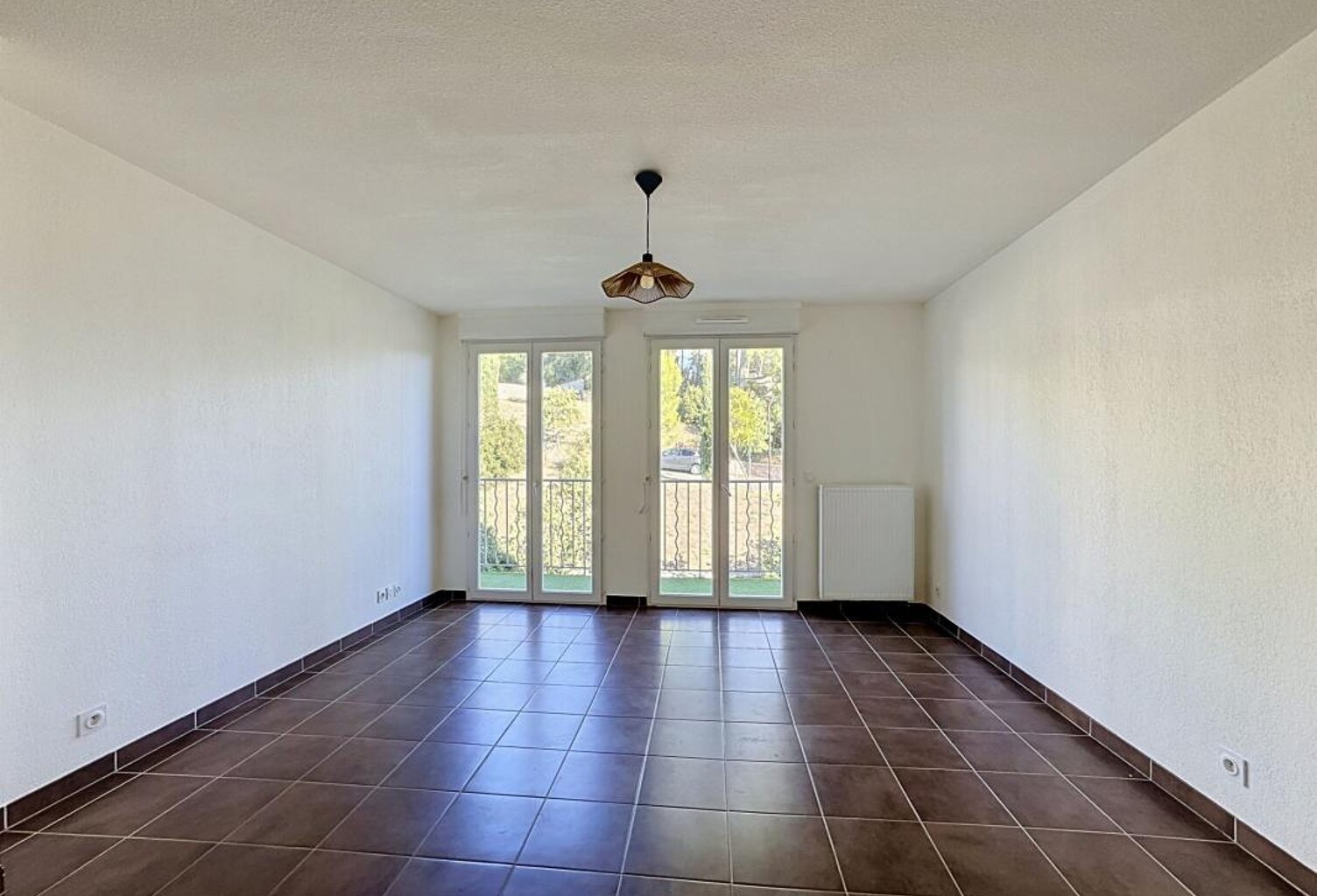 APPARTEMENT 2 PIECES VIDE - 162 Chemin des Comtes de Provence  - Résidence Les Pierres de Provence - 06 650 LE ROURET — photo 1