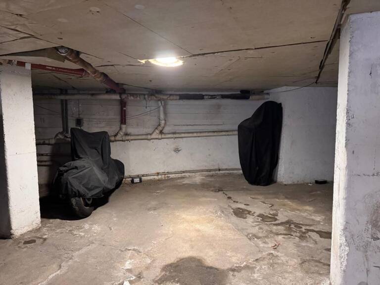 Place de parking en sous sol sécurisé — photo 1
